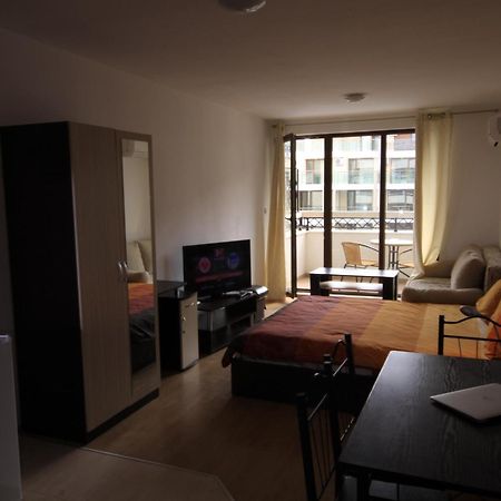 Golden Dunes Primorsko Apartments Room photo