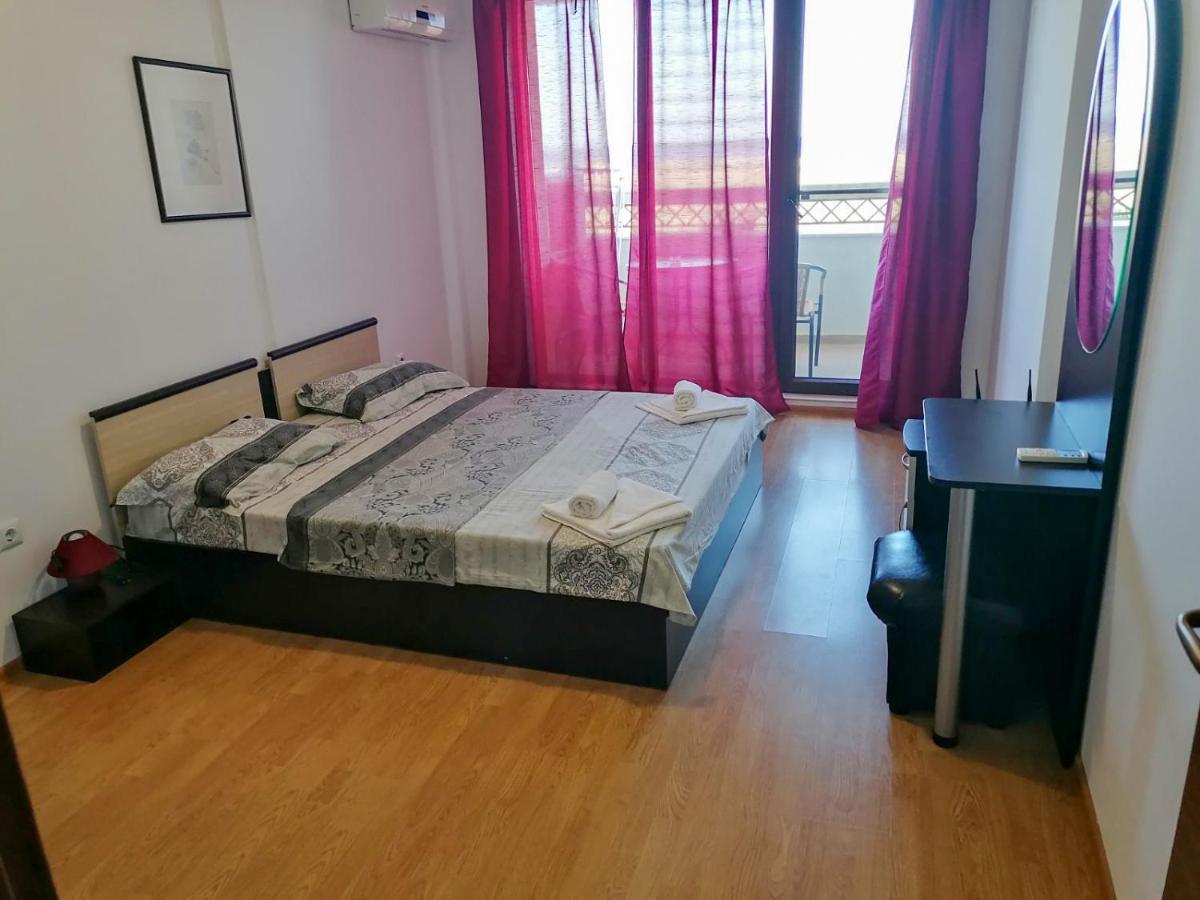 Golden Dunes Primorsko Apartments Exterior photo