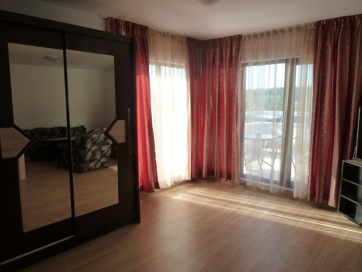 Golden Dunes Primorsko Apartments Exterior photo