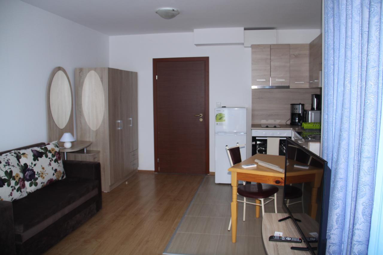 Golden Dunes Primorsko Apartments Exterior photo