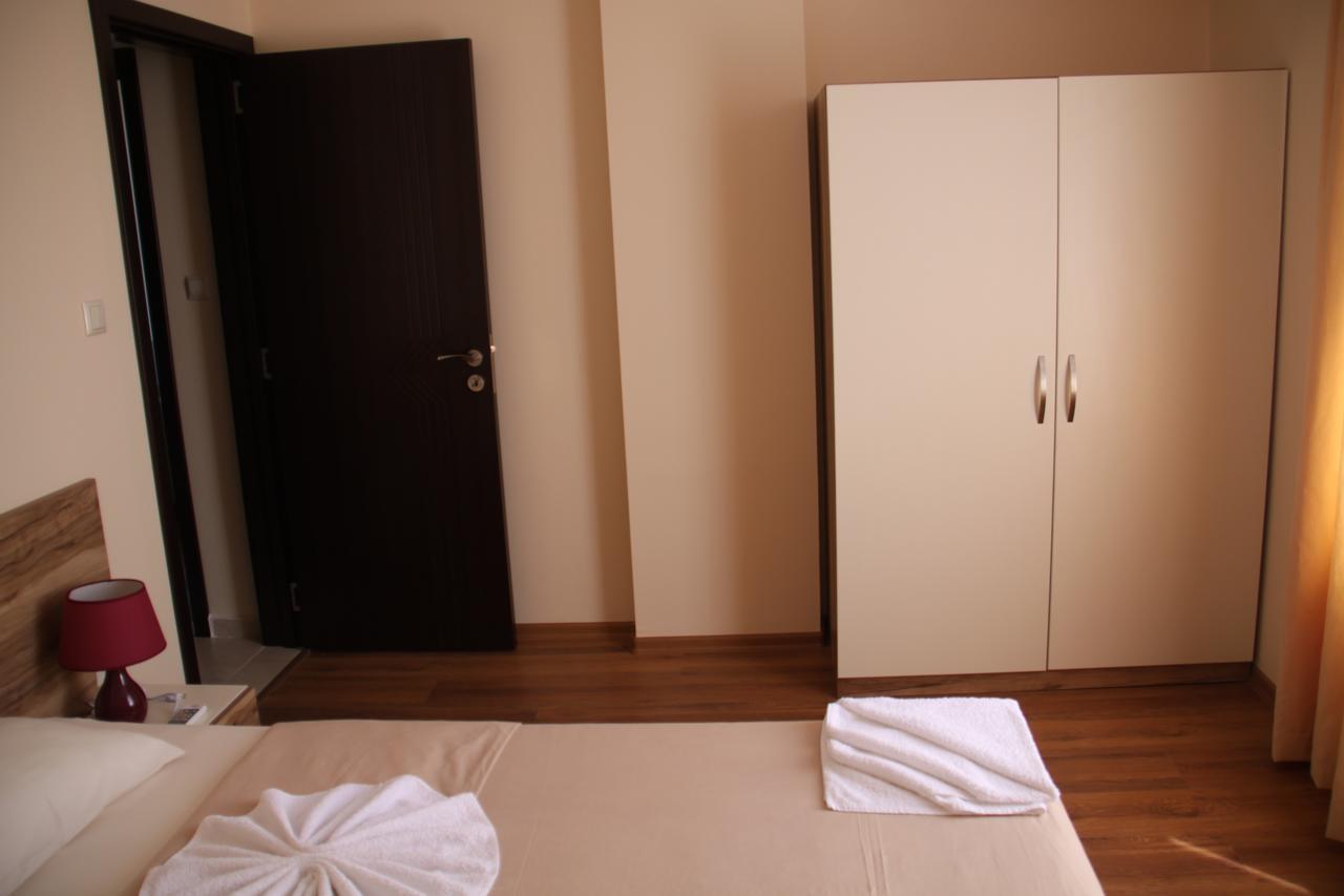 Golden Dunes Primorsko Apartments Exterior photo