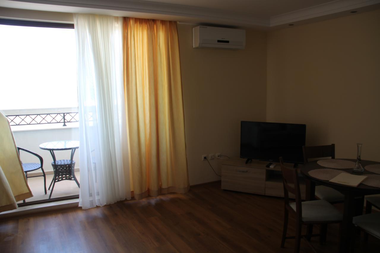 Golden Dunes Primorsko Apartments Exterior photo